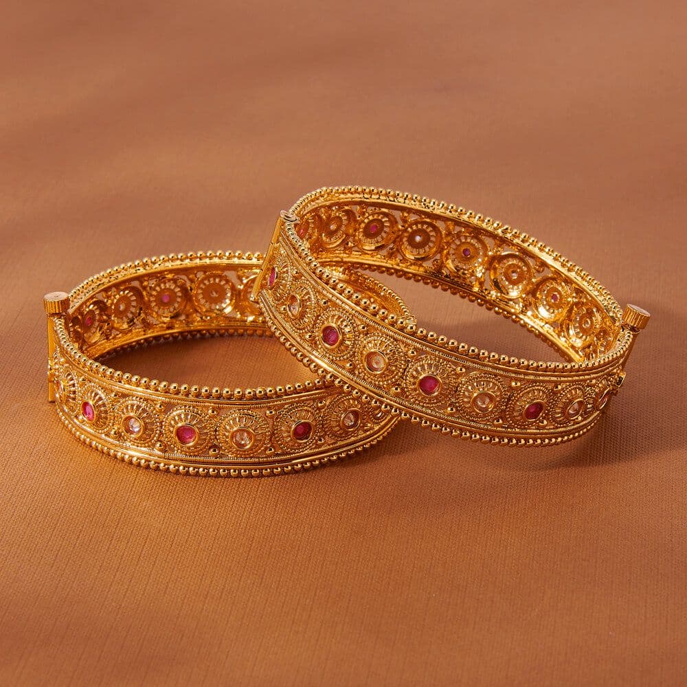 Nerina Bangles in Ruby, size 2.4