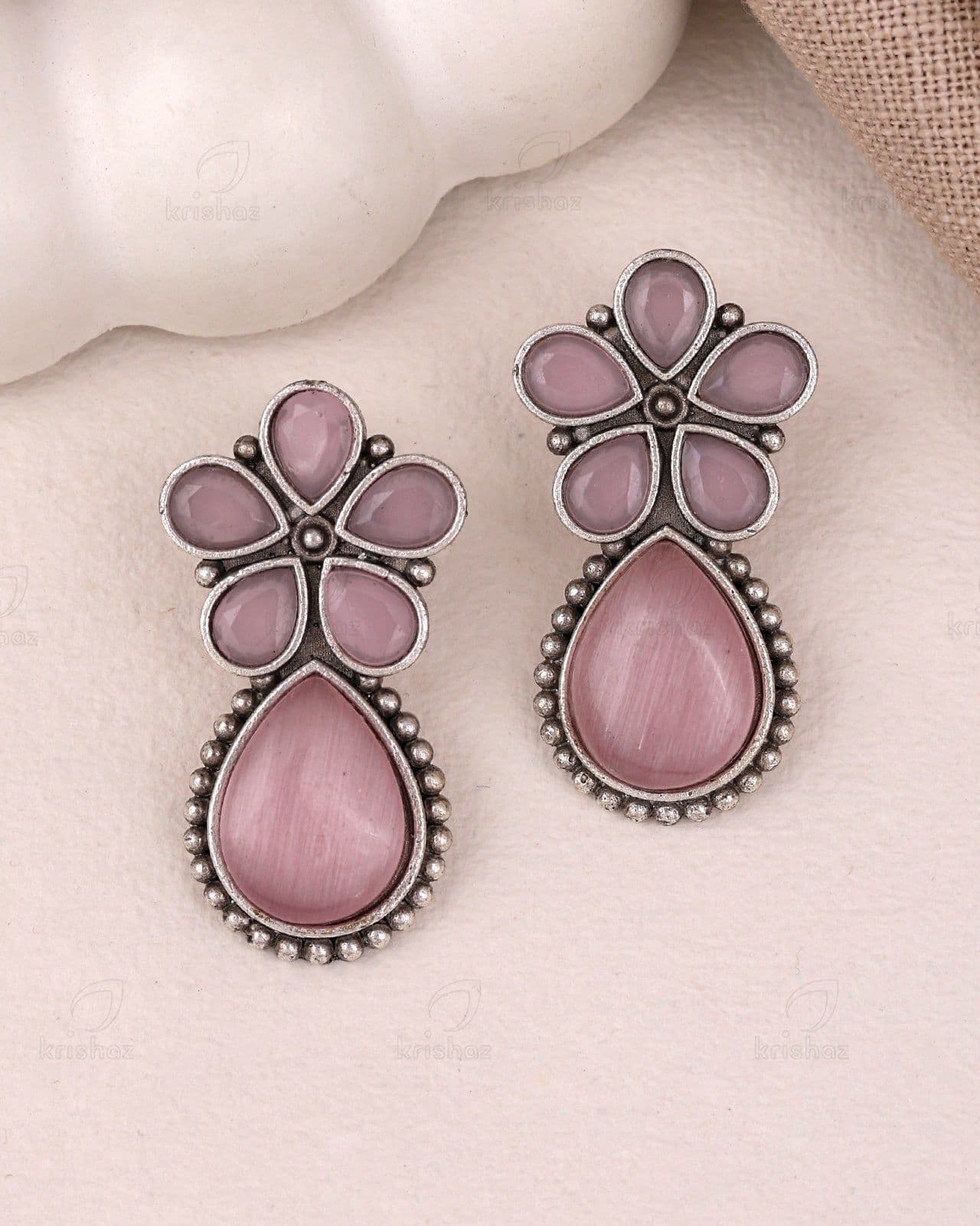 Aaradhya Stud Earrings in Pink